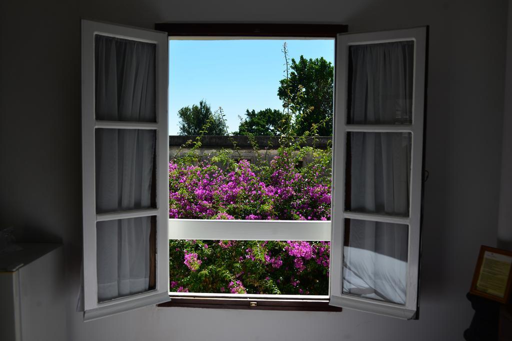 קולוניה דל סקרמנטו Posada Del Virrey מראה חיצוני תמונה